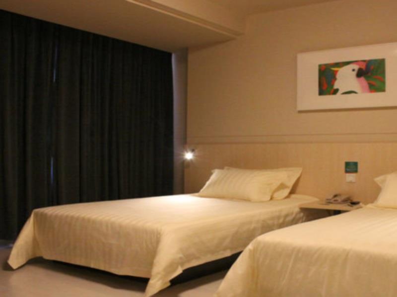Jinjiang Inn Longyan Wanda Plaza Екстериор снимка