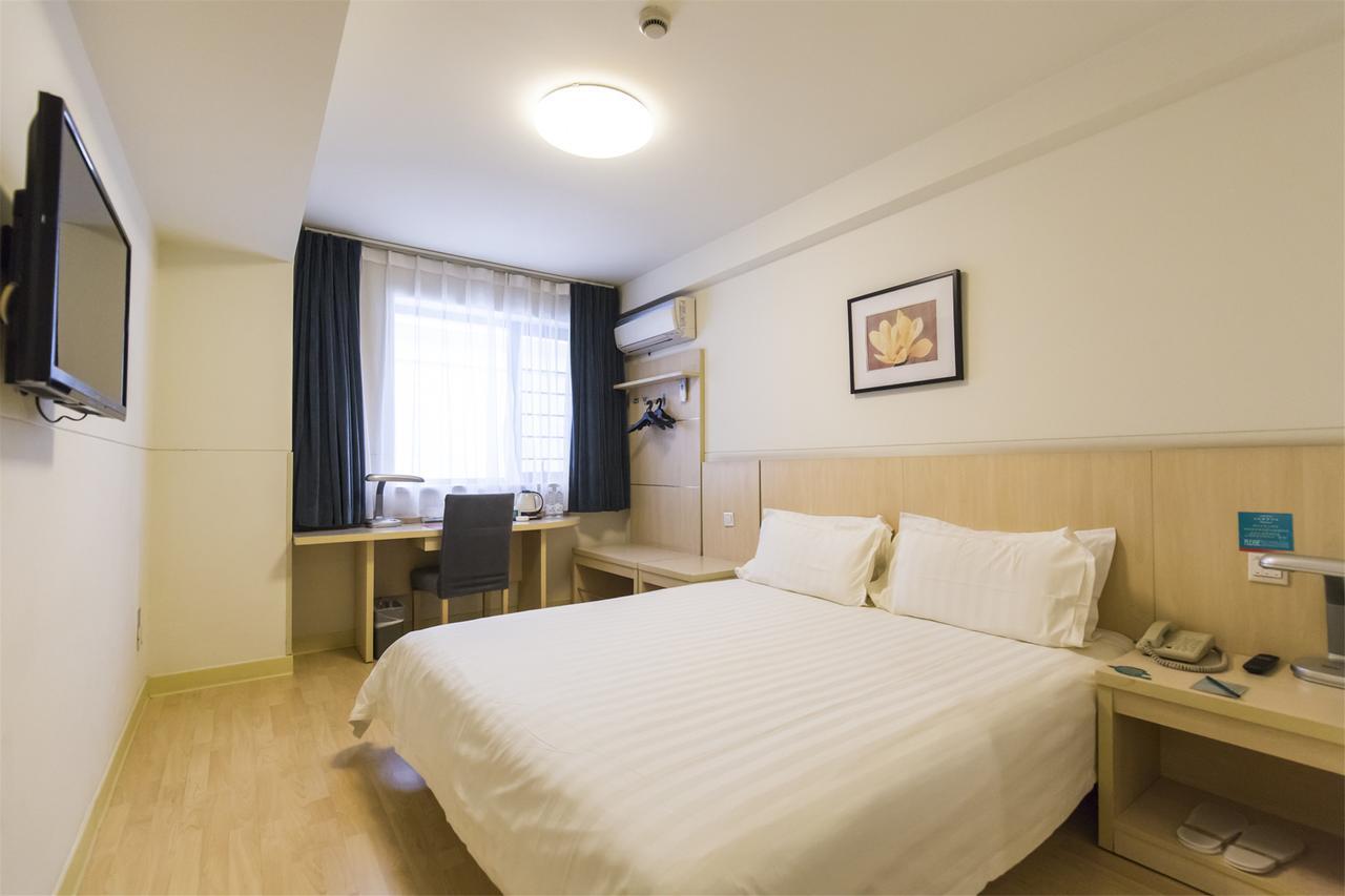 Jinjiang Inn Longyan Wanda Plaza Екстериор снимка