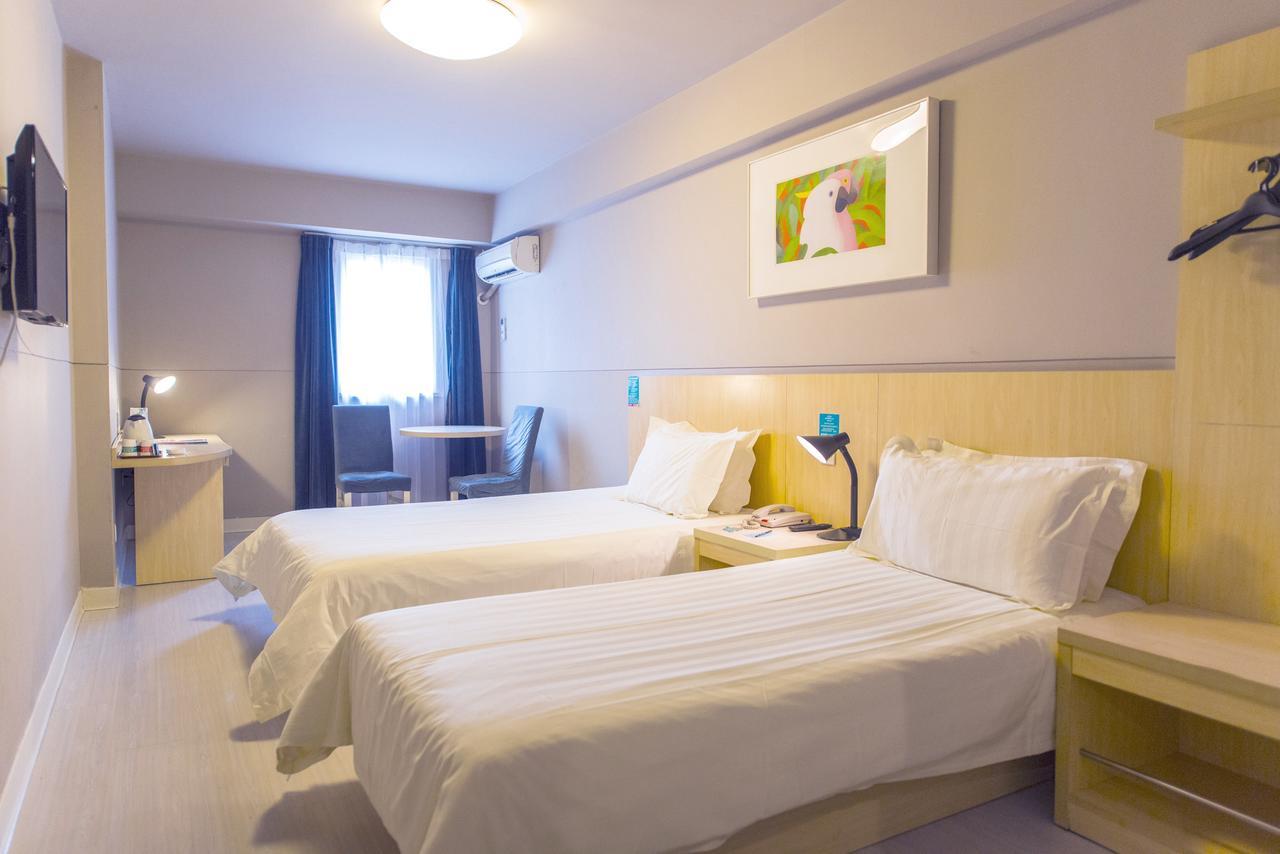 Jinjiang Inn Longyan Wanda Plaza Екстериор снимка